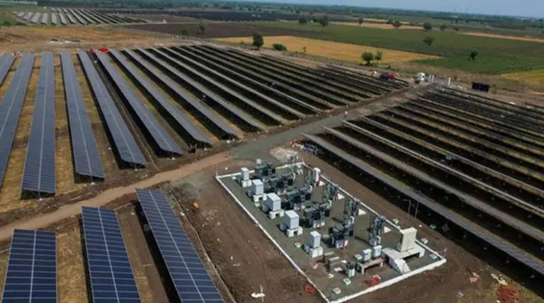 Can the Solar Plant be Synchronized with Grid Power and DG Power?
