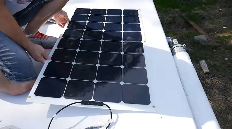 How Much Space is Between RV Roof and The Solar Panel?