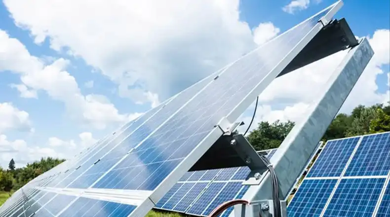 Can Solar Panels Drain Batteries at Night